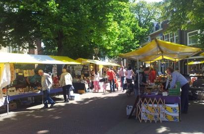 Antiek & Curiosamarkt — rommel-en-vlooienmarkt in Rijswijk